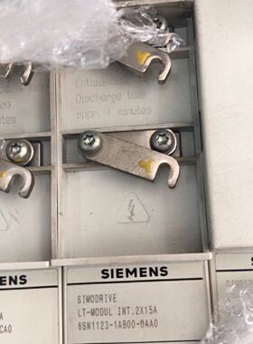 6SN11231AB000AA0西门子611双轴15A