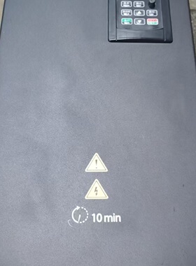 寻科肯变频器55KW重载型H300T55G75P有7台