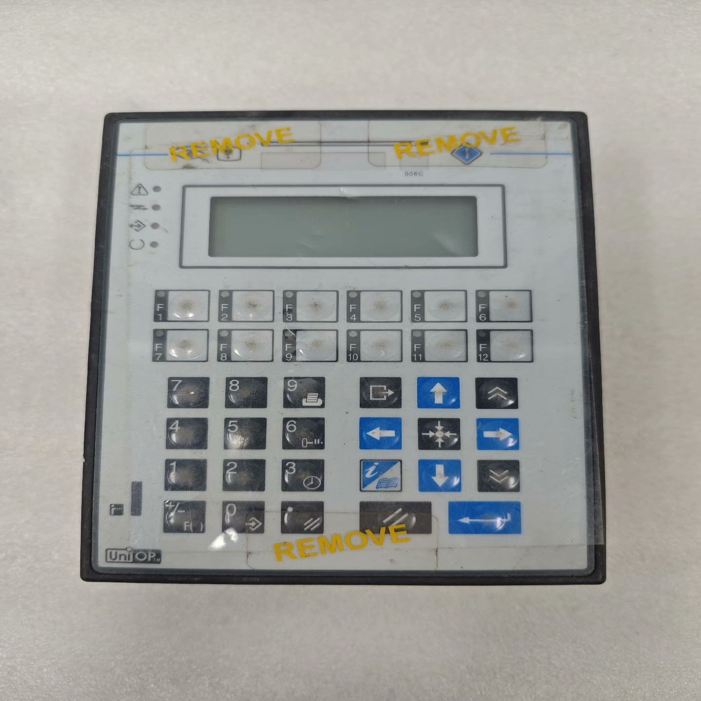 【请询价】UniOP人机界面CP10G-04-0045实拍原装二手现货