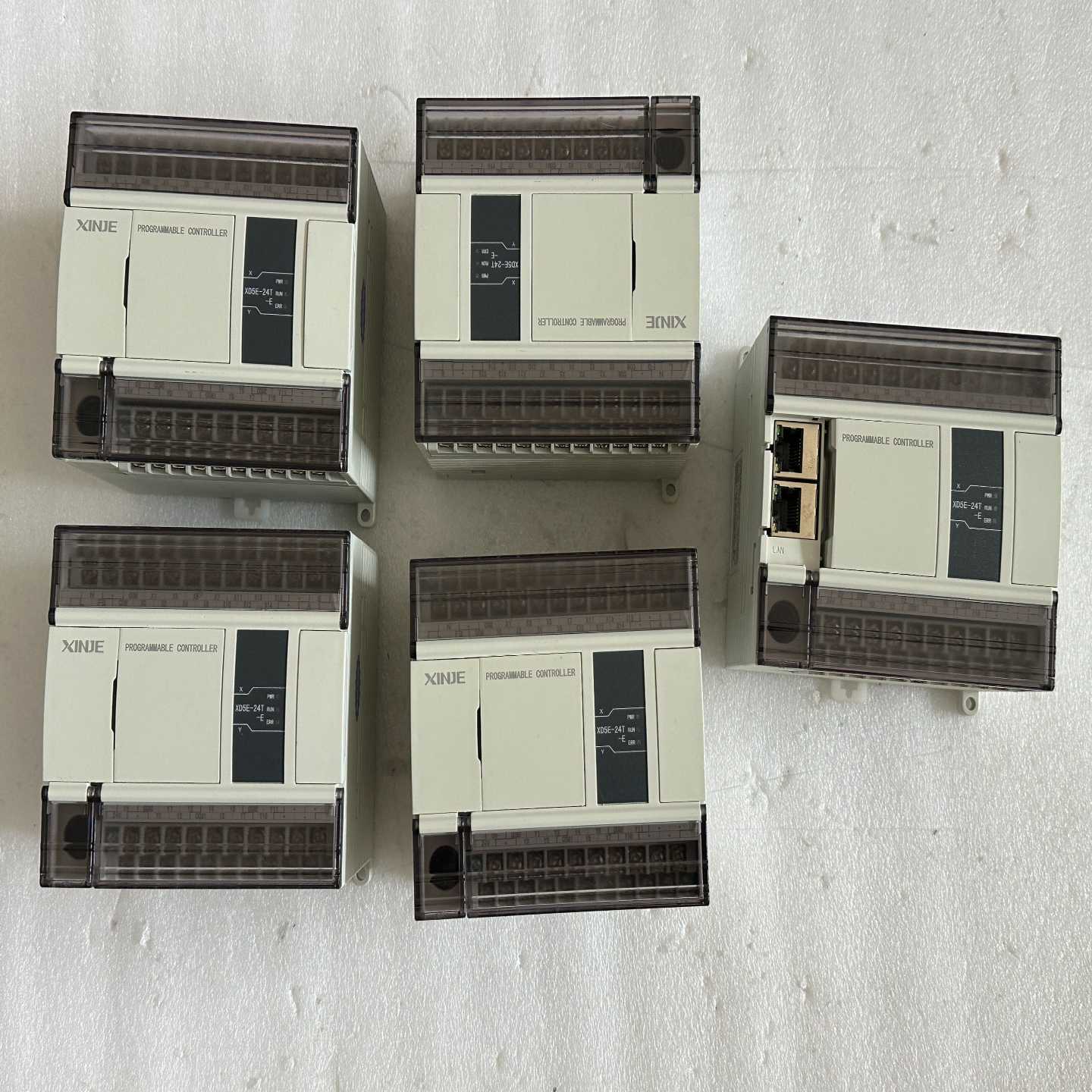 信捷PLCXD5E-24T-E新的按99新出--议价商品