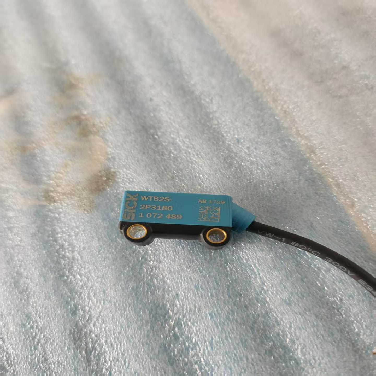 出闲置SICK西克光电开关，型号WTB2S-2P3180，--议价商品