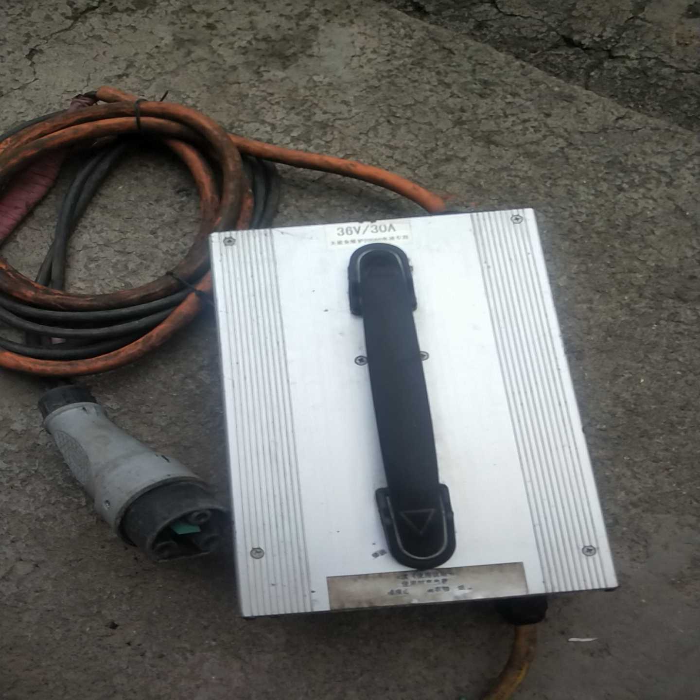 WT3630ZSCF充电器输出DC36V30A--议价商品