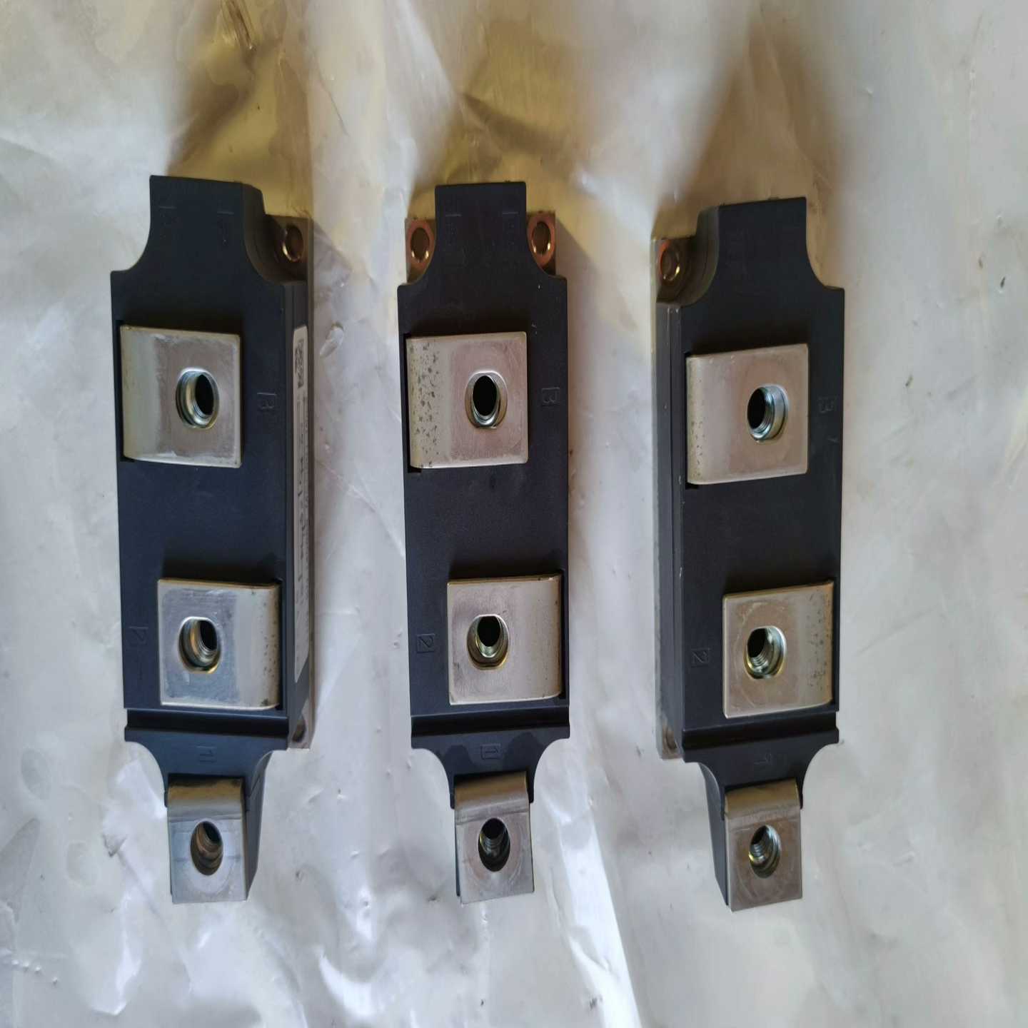 IXYS可控硅模块MCC501-14io2有3个，~询价