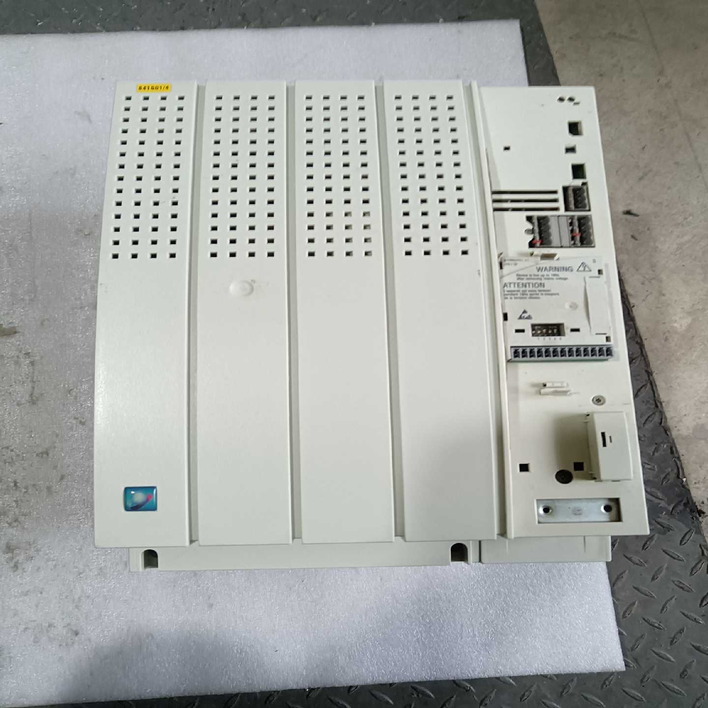 询价E82EV223K4B201xx3b30伦茨变频