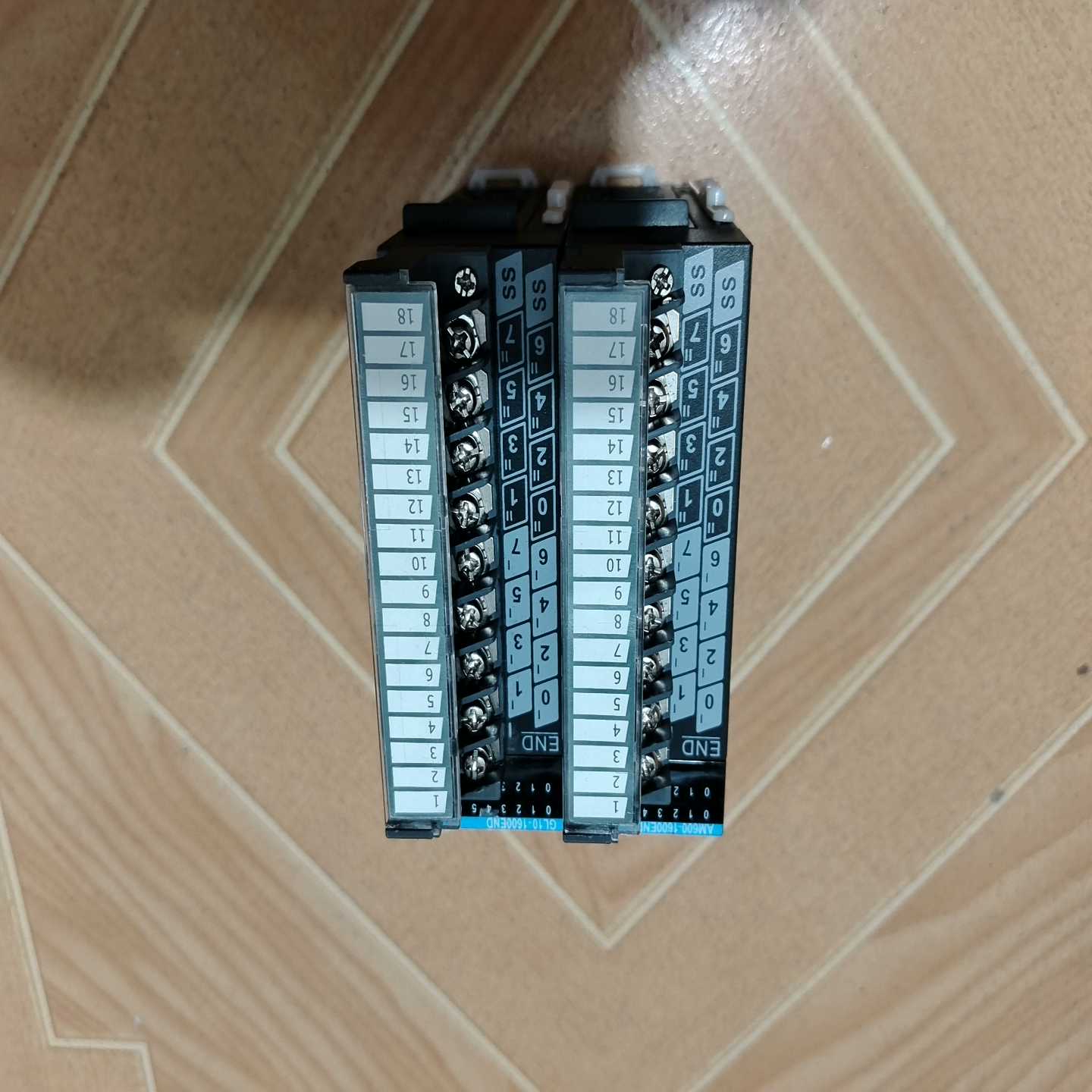 汇川PLCAM600-1600END，功能正常，成色为实图询价