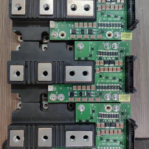 ACS850系列模块FF600R12IP4BGA-询