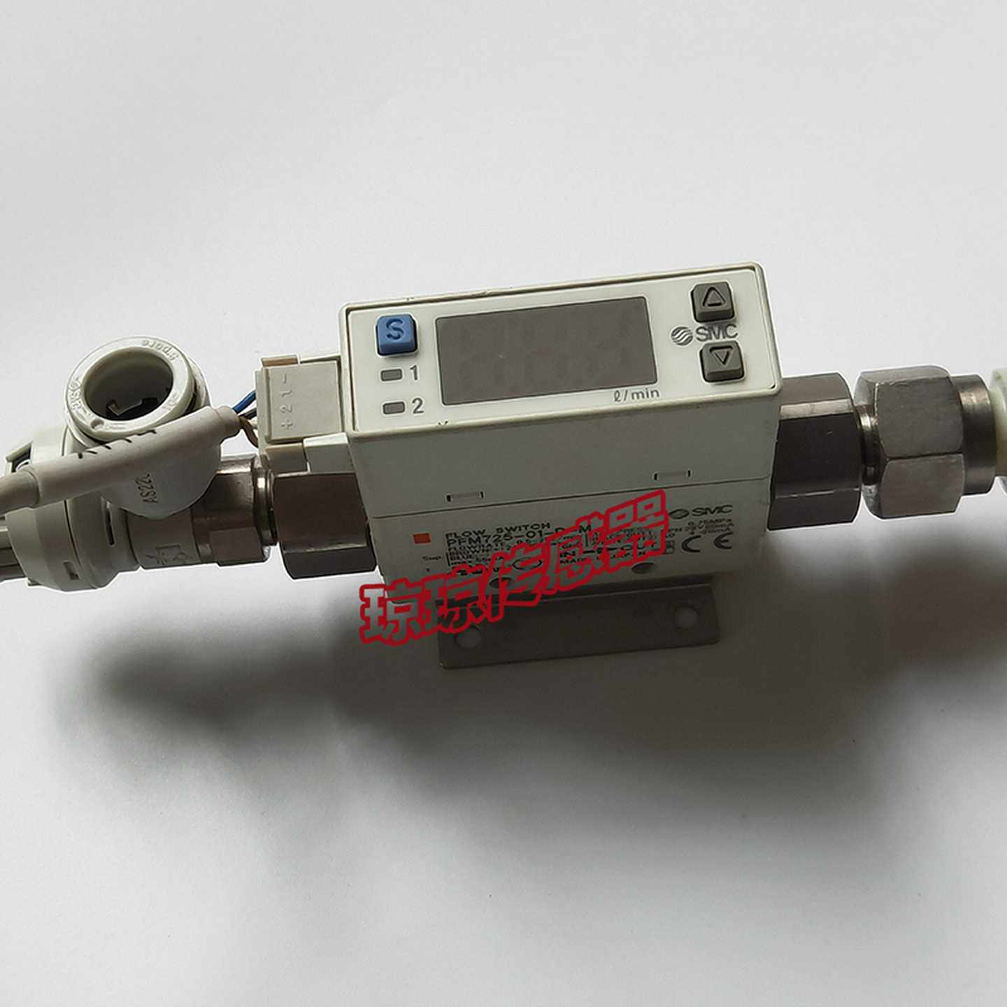 日本SMC数显流量计开关PFM725-01-D-M空气流量开关