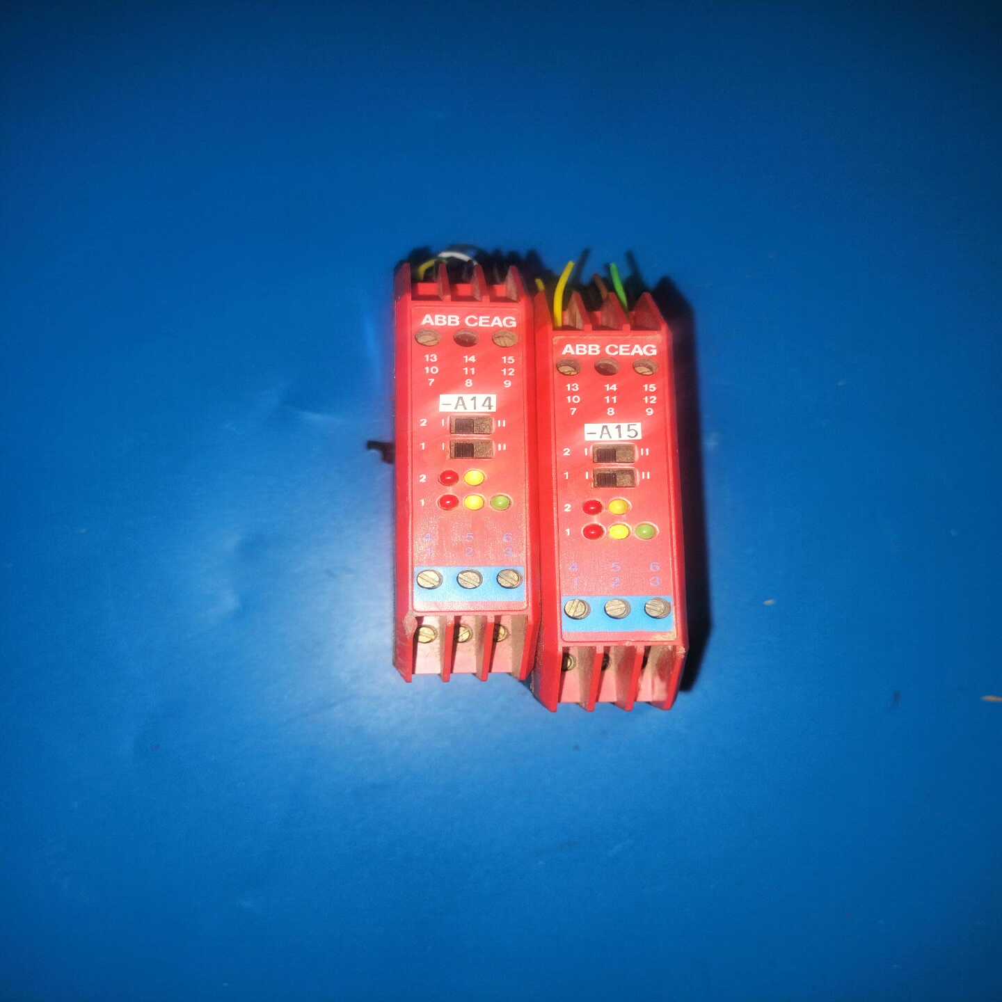 ABB安全继电器GHG122，GHG1223027T--议价商品