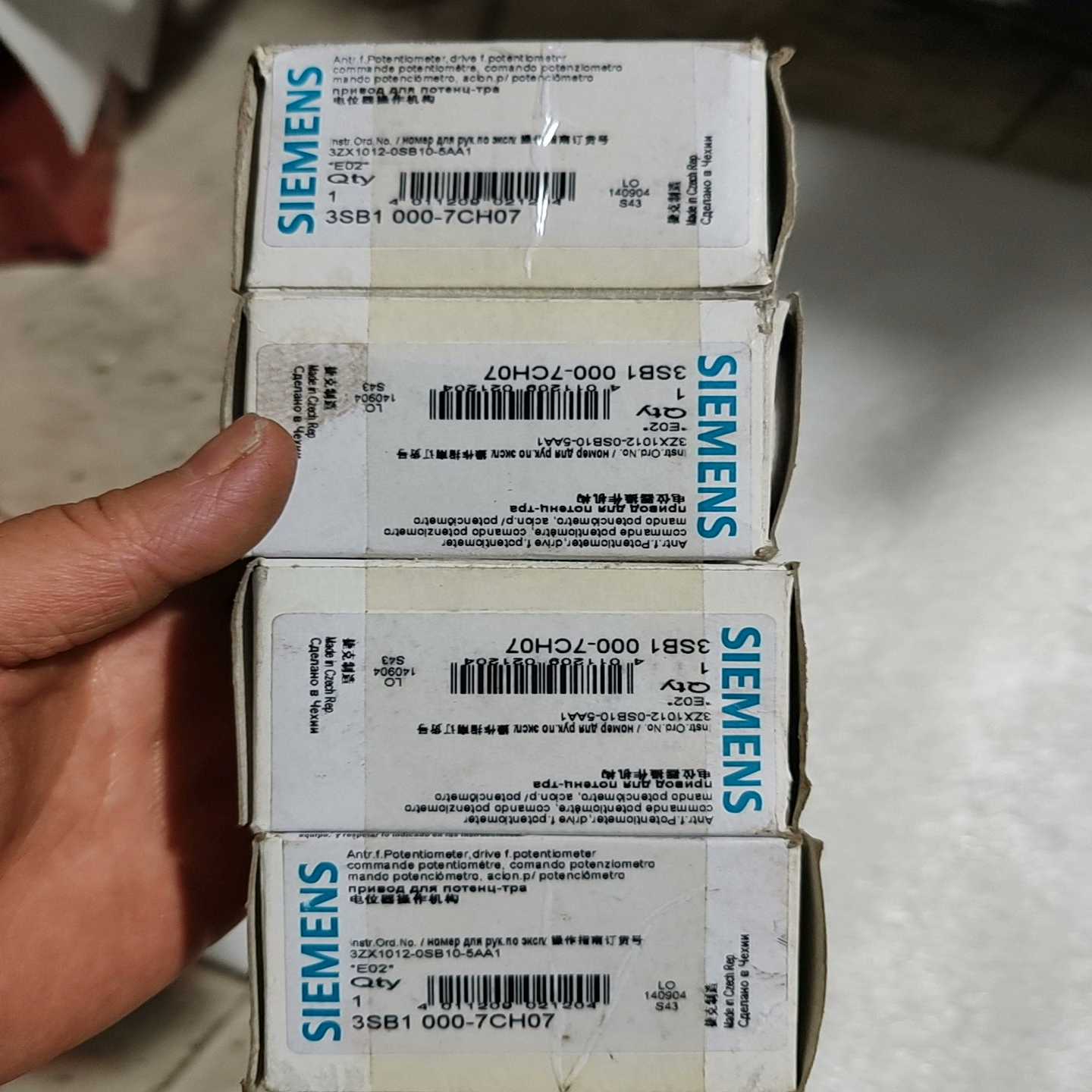 开关3SB1000-7CH07，询价