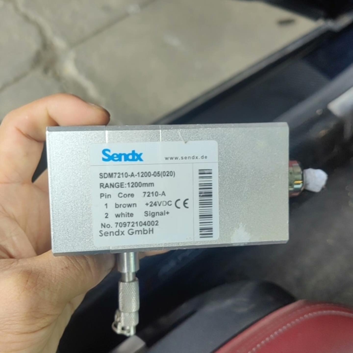 售前询价Sendx位移感测器