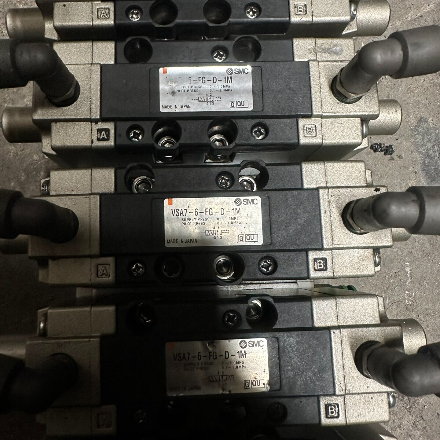 SMC 原装正品 气控电磁阀 VSA7-6-FG-1M (阀--议价商品