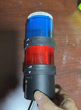 施耐德红蓝报警灯XVBC2B6蓝色XVBC2B4红色呢拍前询价