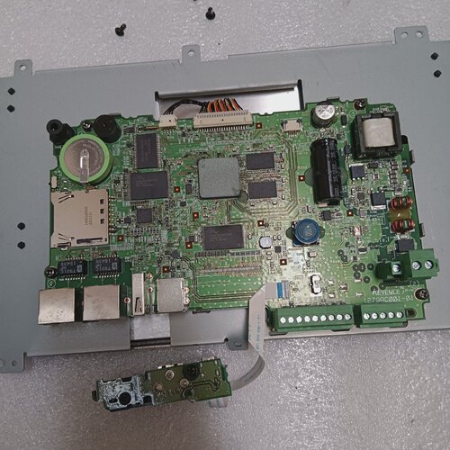 询价-基恩士触摸屏VT5W10主板液晶一套外壳和触摸板破损