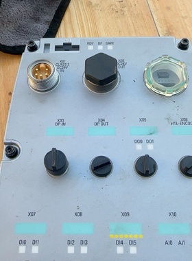 西门子CU240D2DP控制单元型号6SL35440-议价