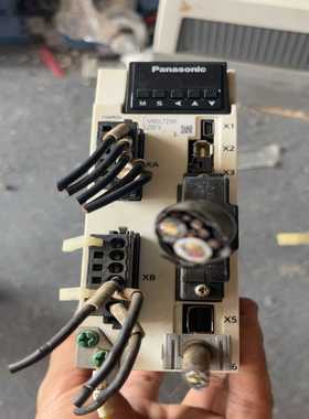 拆机松下伺服驱动器MBDLT25SF400W220V--议价商品