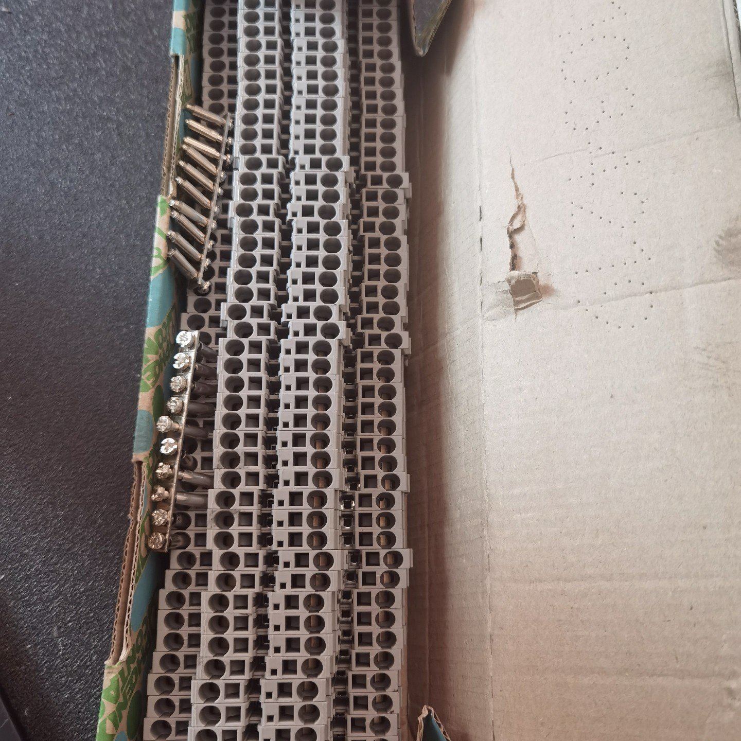 菲尼克斯STTB2.5接线端子德国原装50片盒成盒议价,电子元器件市场,其它元器件,淘宝优惠券,粉丝福利购,淘宝优惠卷