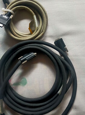 欧姆龙FZVS工业相机连接线2mCL26085型号的是-议价