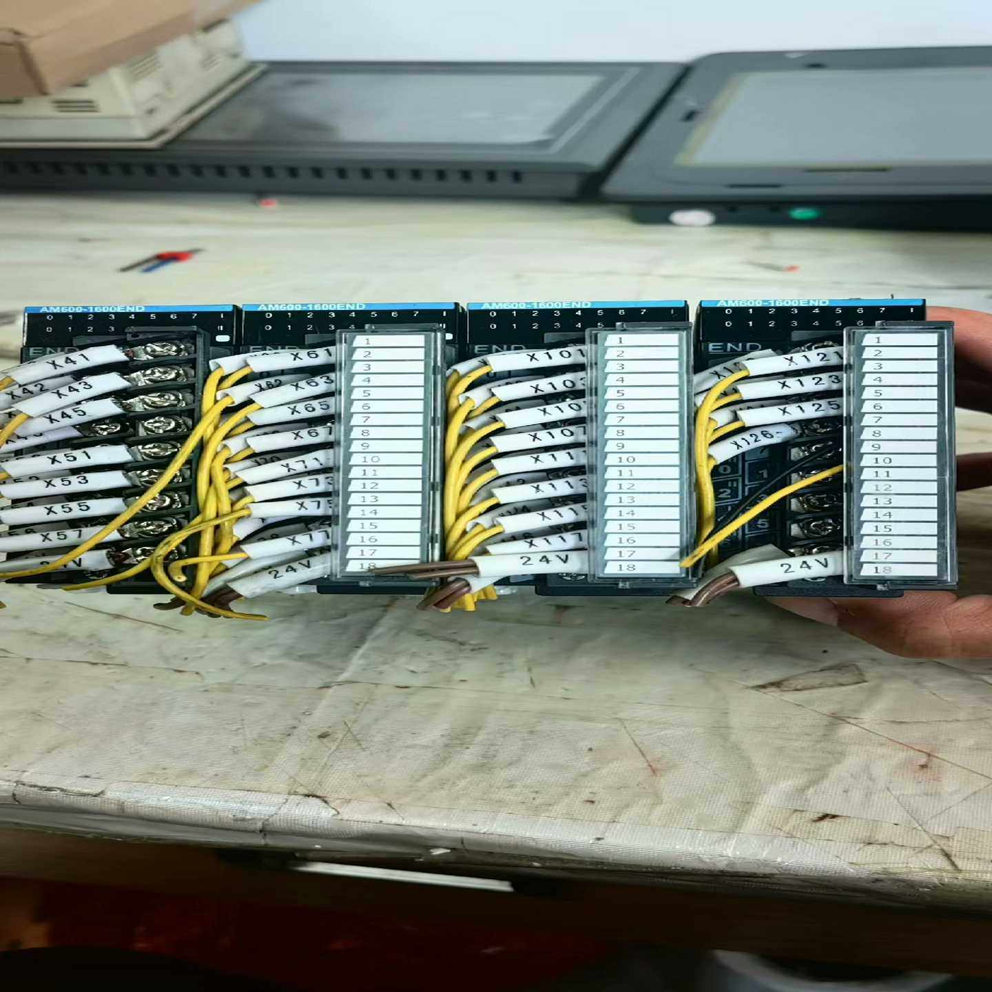 汇川AM600-1600END   4个~询价