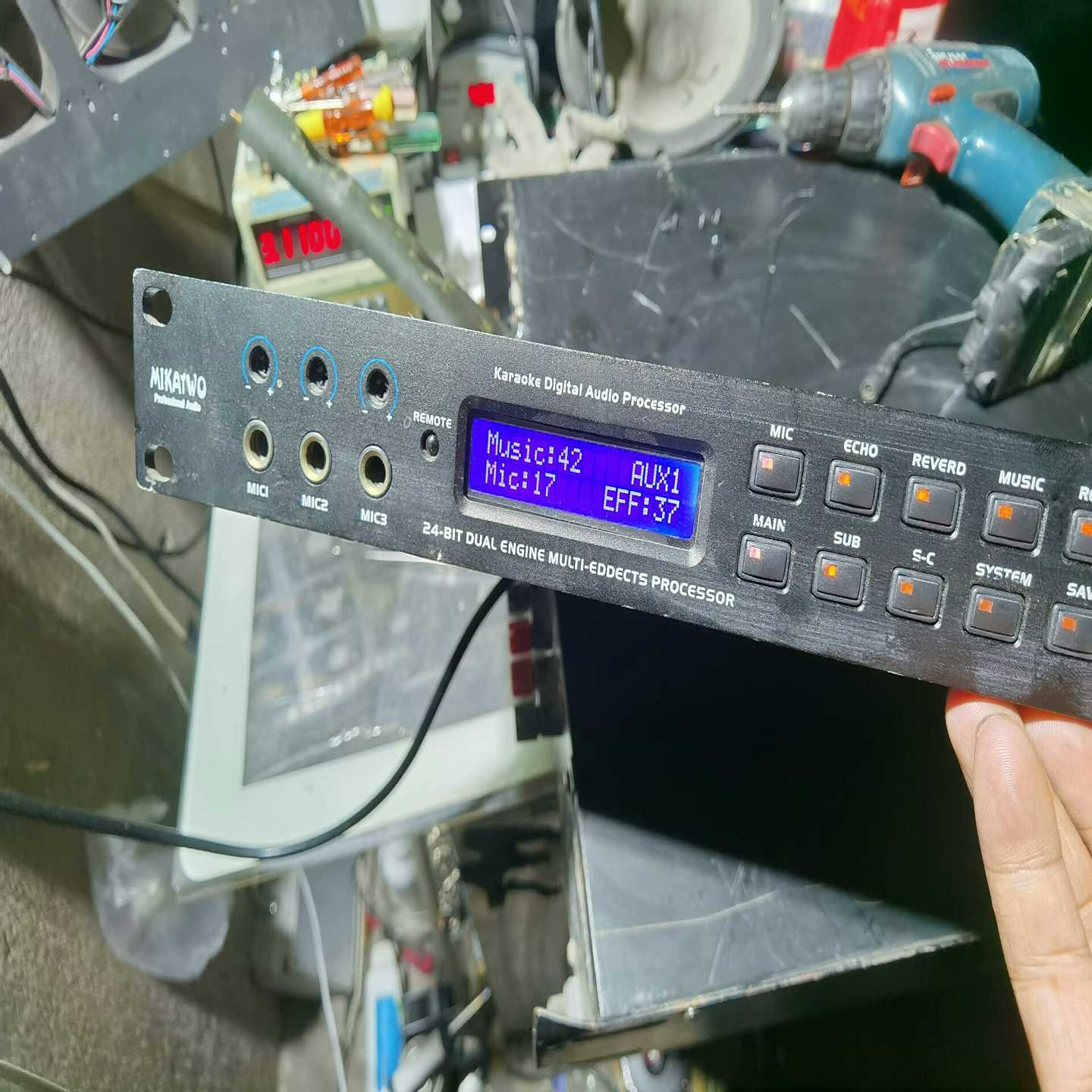 议价咪卡图光纤同轴双解码vDSP数字效果器X8,外壳有点生锈,单机