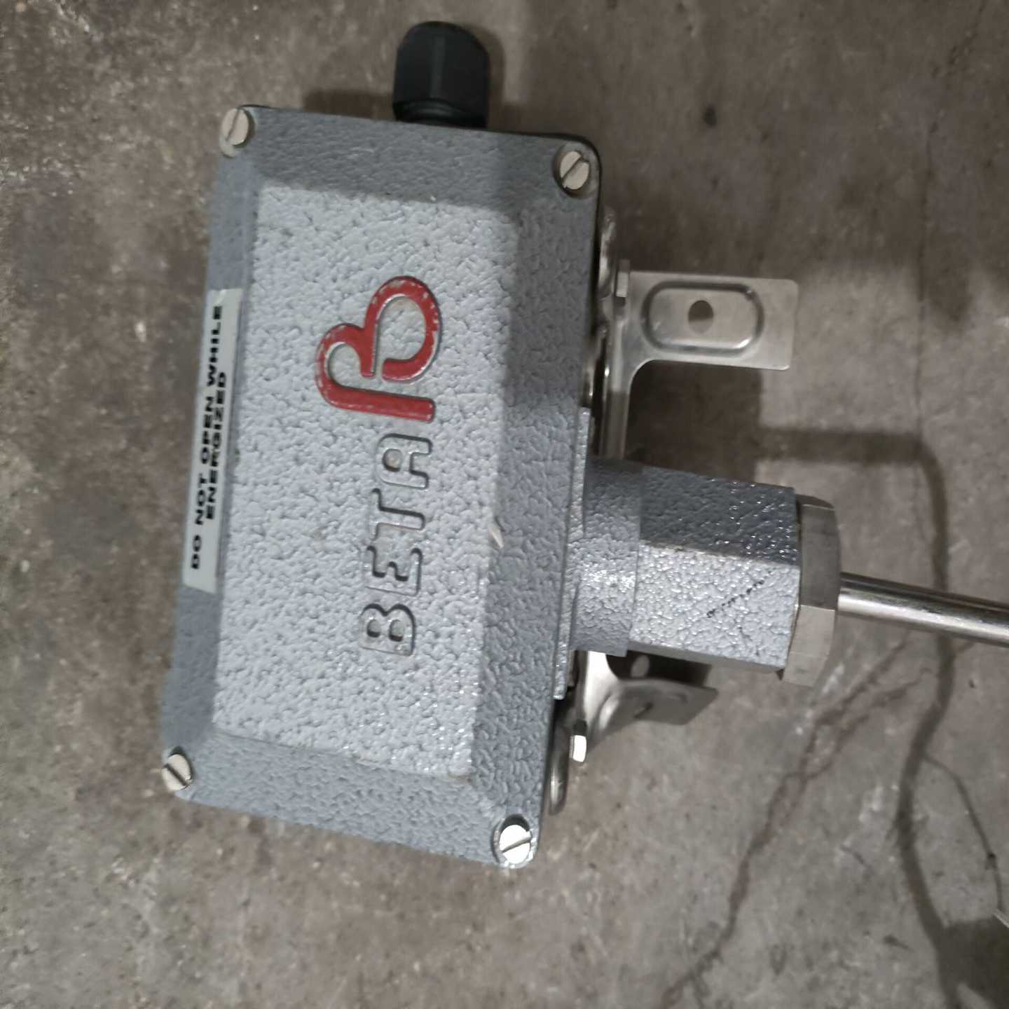 荷兰BETA压力开关Z4-T588H-C02-S0-R1-C--议价商品