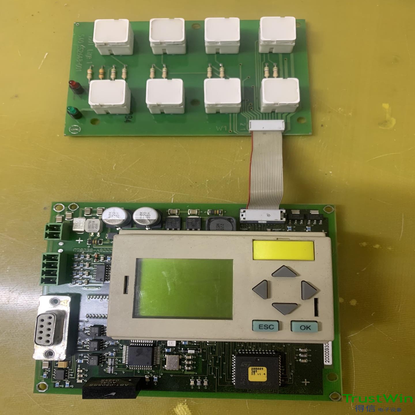 6AV3688-3AA03-0AX0两个其中一个壳坏；议价