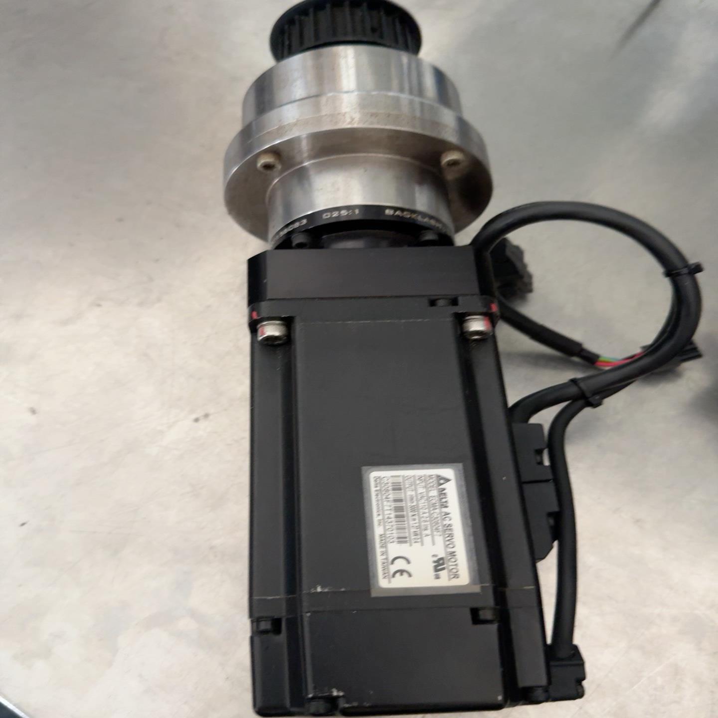 （议价)台达伺服电机ECMA-C30804F7配APEX AE09