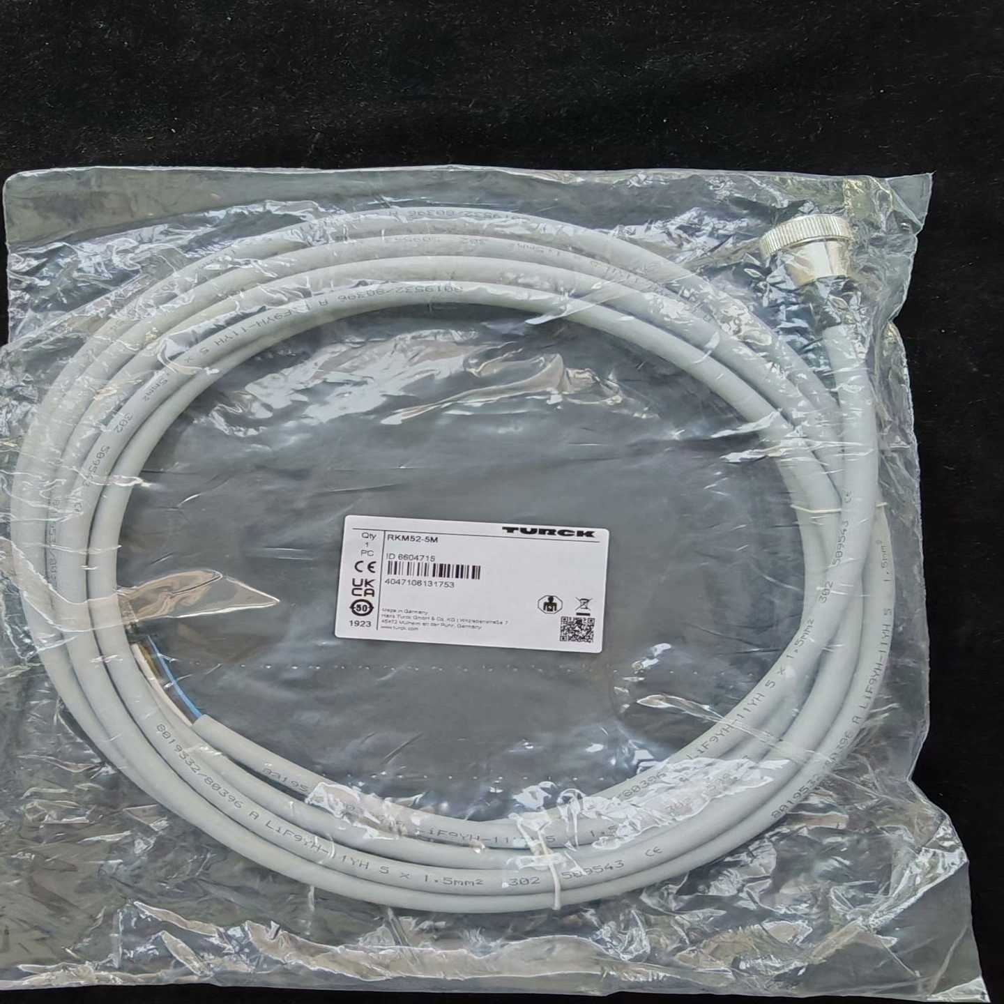 询价~TURCK连接线,型号RKM52-5M,德国制造。包装完