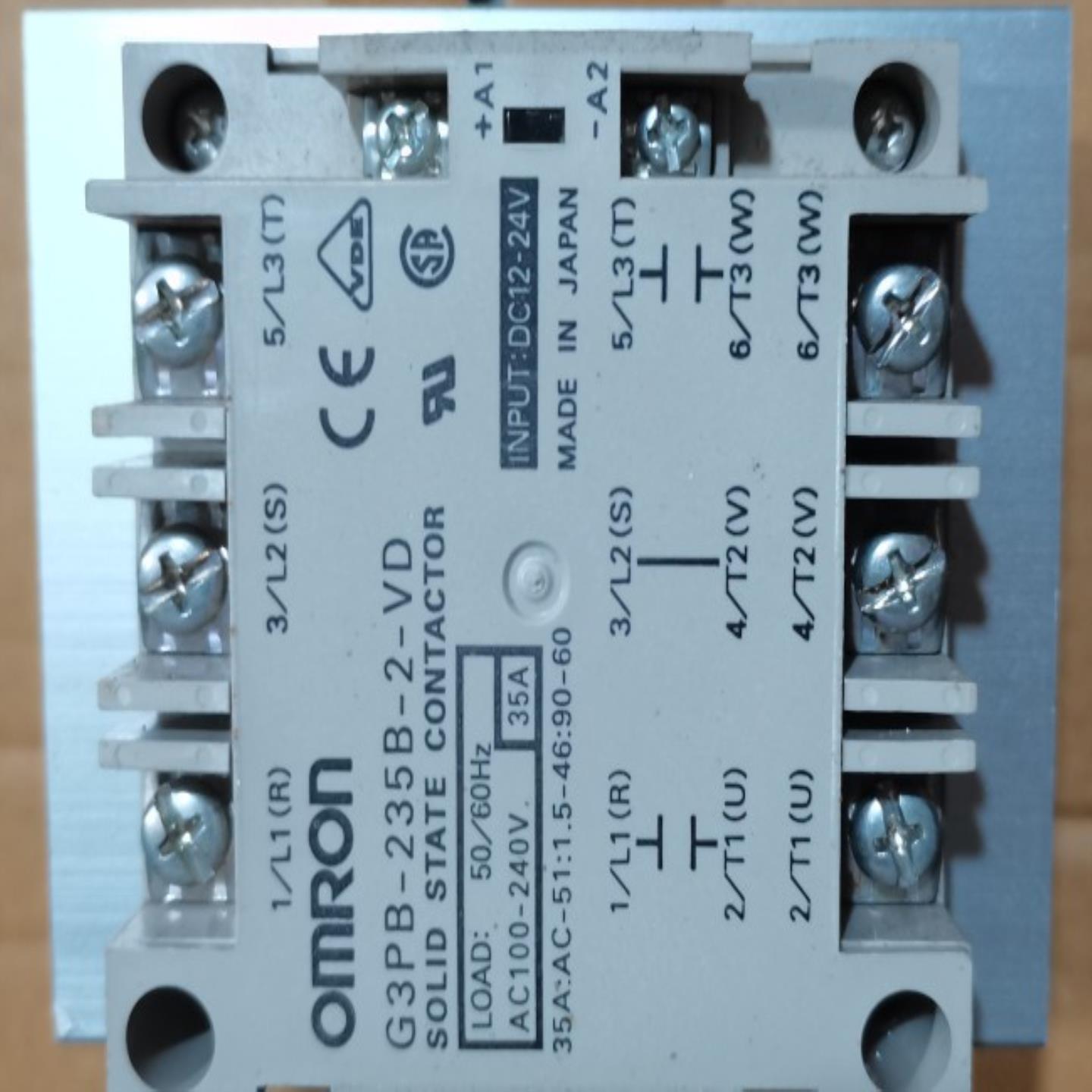 G3PB-235B-2-VD G3PB-235B G3PB 35A 三相固态继电器 九成新