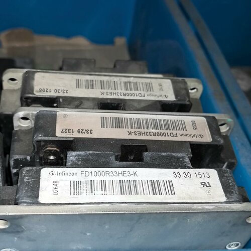 寻《FD1000R33HE3K原装拆机FD800R33KF2C
