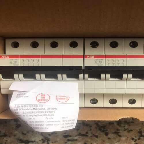 咨询-ABB断路器SH204-D16未使用过