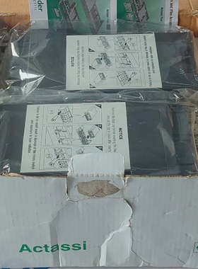 Schneider Electric Actfmfxmlc Fibra Ic MM Doble Loaded Caset