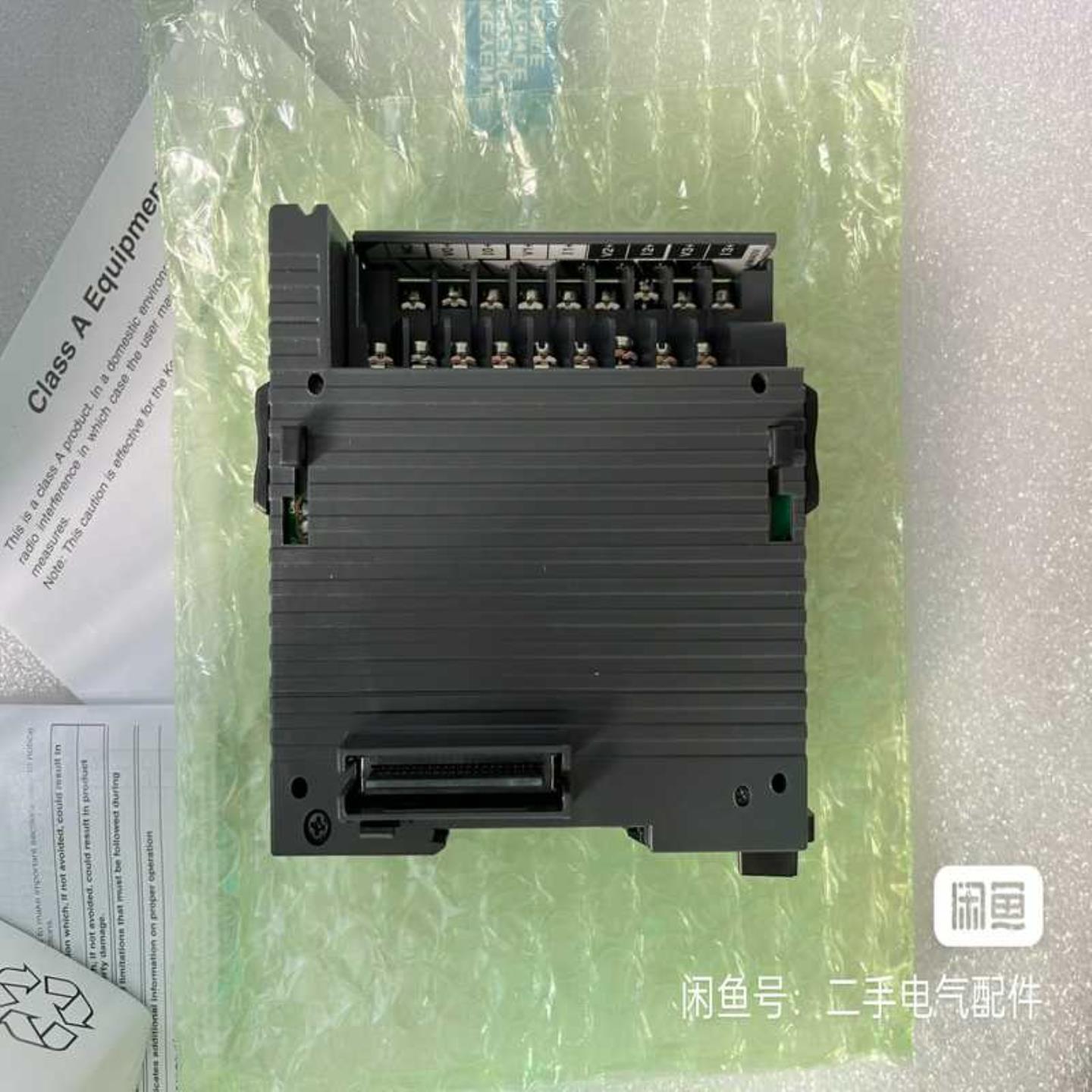 基恩士KV-AM40V2ch模拟量输入+2ch模拟量输出单