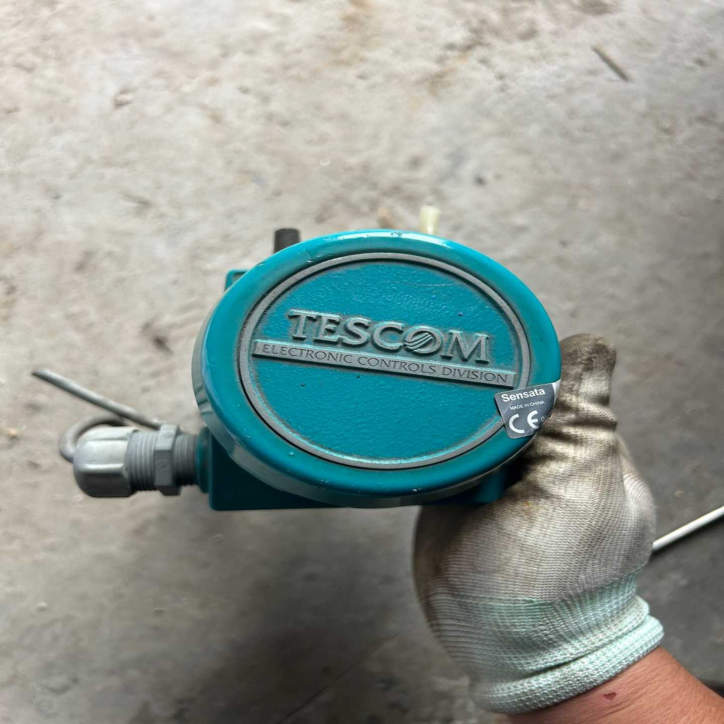 TESCOM电子控制减压阀型号269-529-O4成色如~询价