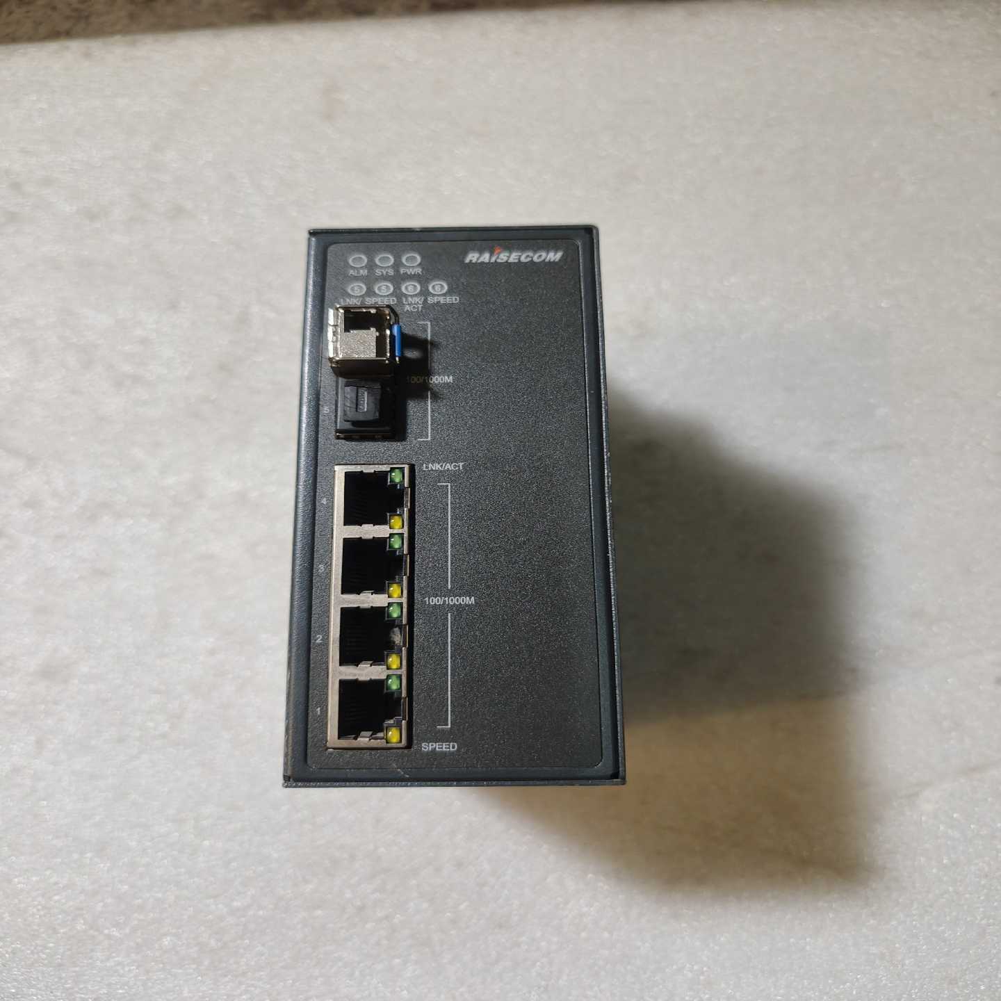 【议价】S1508i-2GF-4GE-AC，外观如图