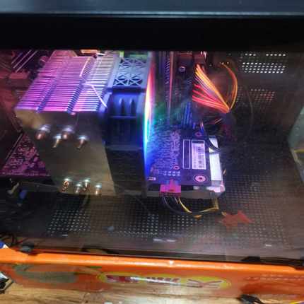 议价英特尔i3-10100F四核处理器主机，还有一台I5的，海景