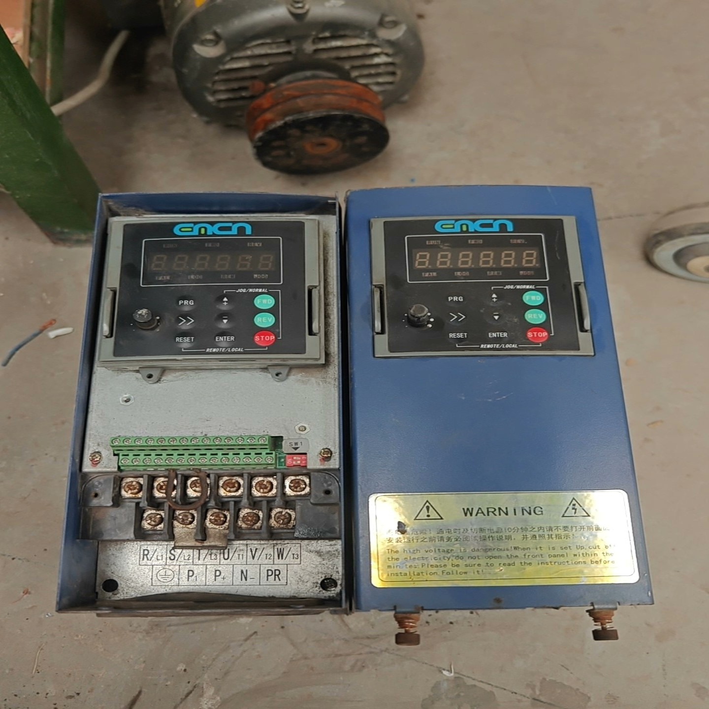 易控变频器EC507D5G0011P43B下来两台，询价