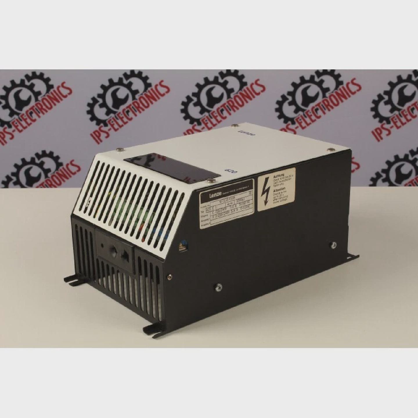 Lenze 623E1 330863 inversor  6 meses de garanta - 实物图