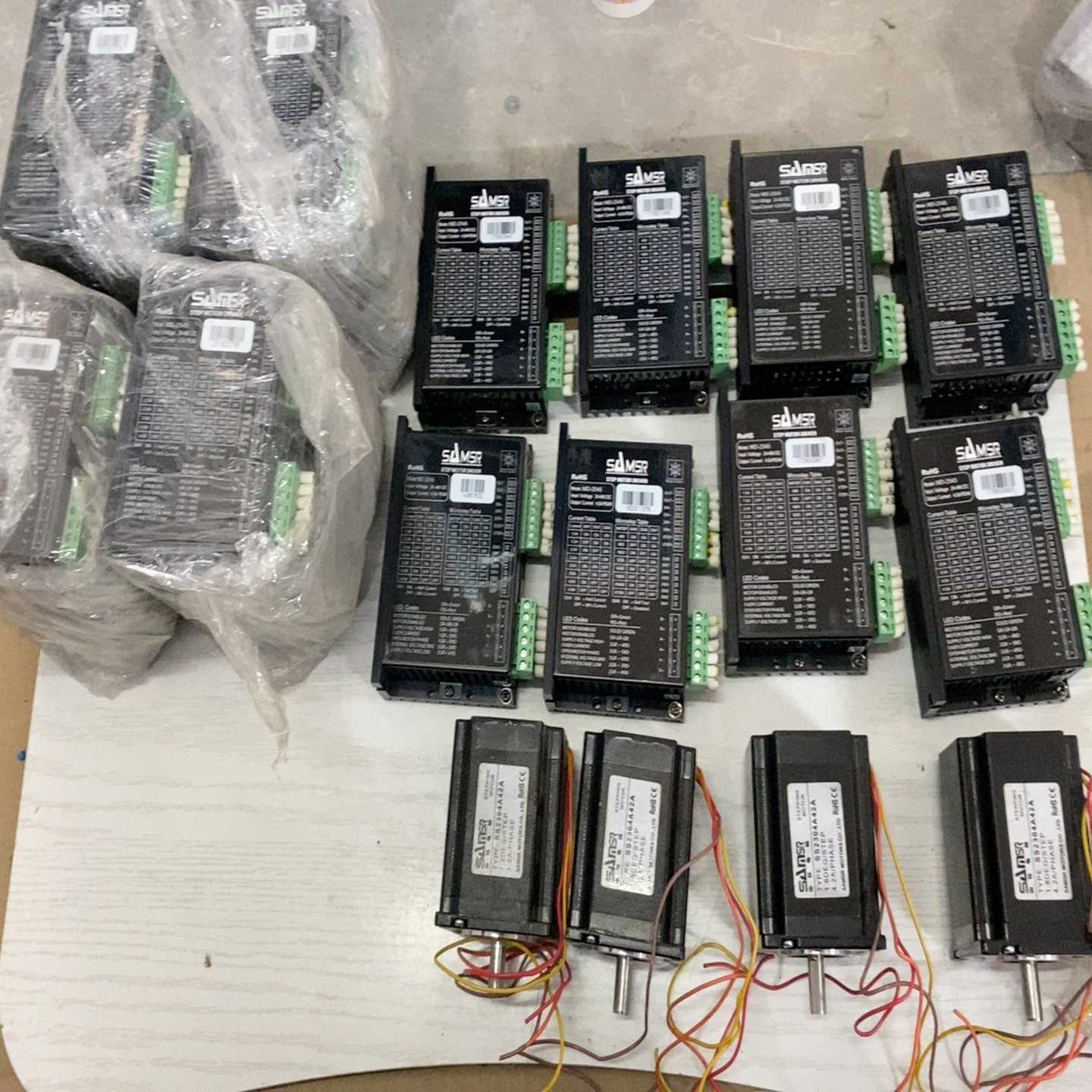 山社SAMSR步进电机驱动器套装：~询价