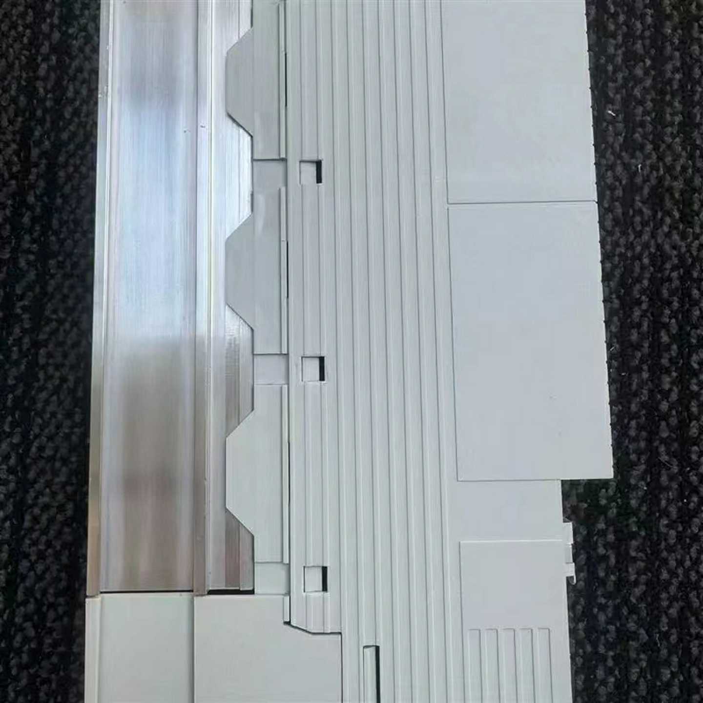 供应Lenze伦茨变频器 E82EV552-4C040 质保一年实物拍摄咨询