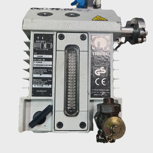 LEYBOLD TRIVAC D8B HIGH VACUUM PUMP AEG AM71FY4 IMB14 MOTOR
