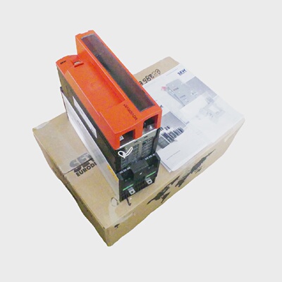SEW MOVIDRIVE MDX61B00555A340T MDX61B0T  MDX60A00545A3400 ne
