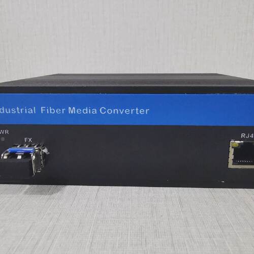 Industrial PoE Fiber Media Converter CPMCP10100SMLCLR