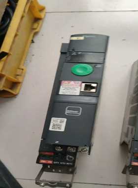 议价施耐德AYV320变频器两台，一台2.2KW，一台4KW，成