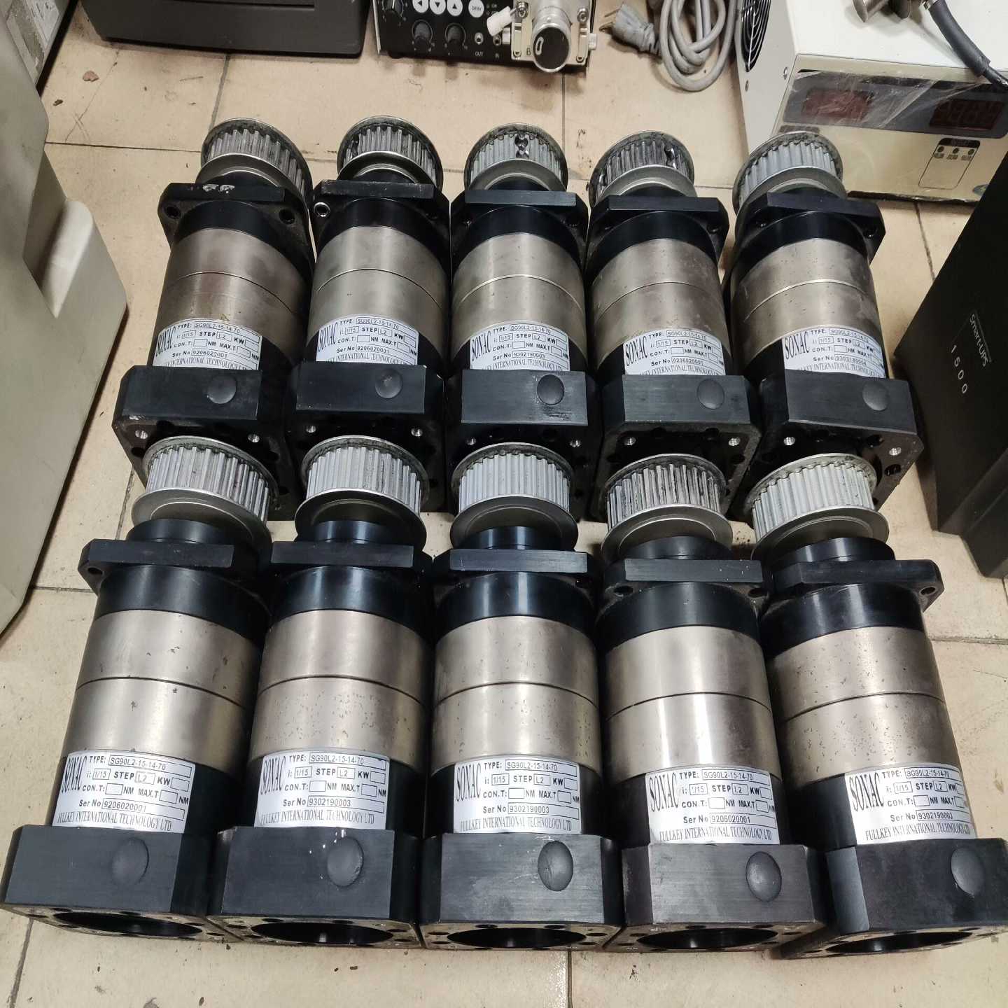 SONAC减速机SG90L2-15-14-70询价