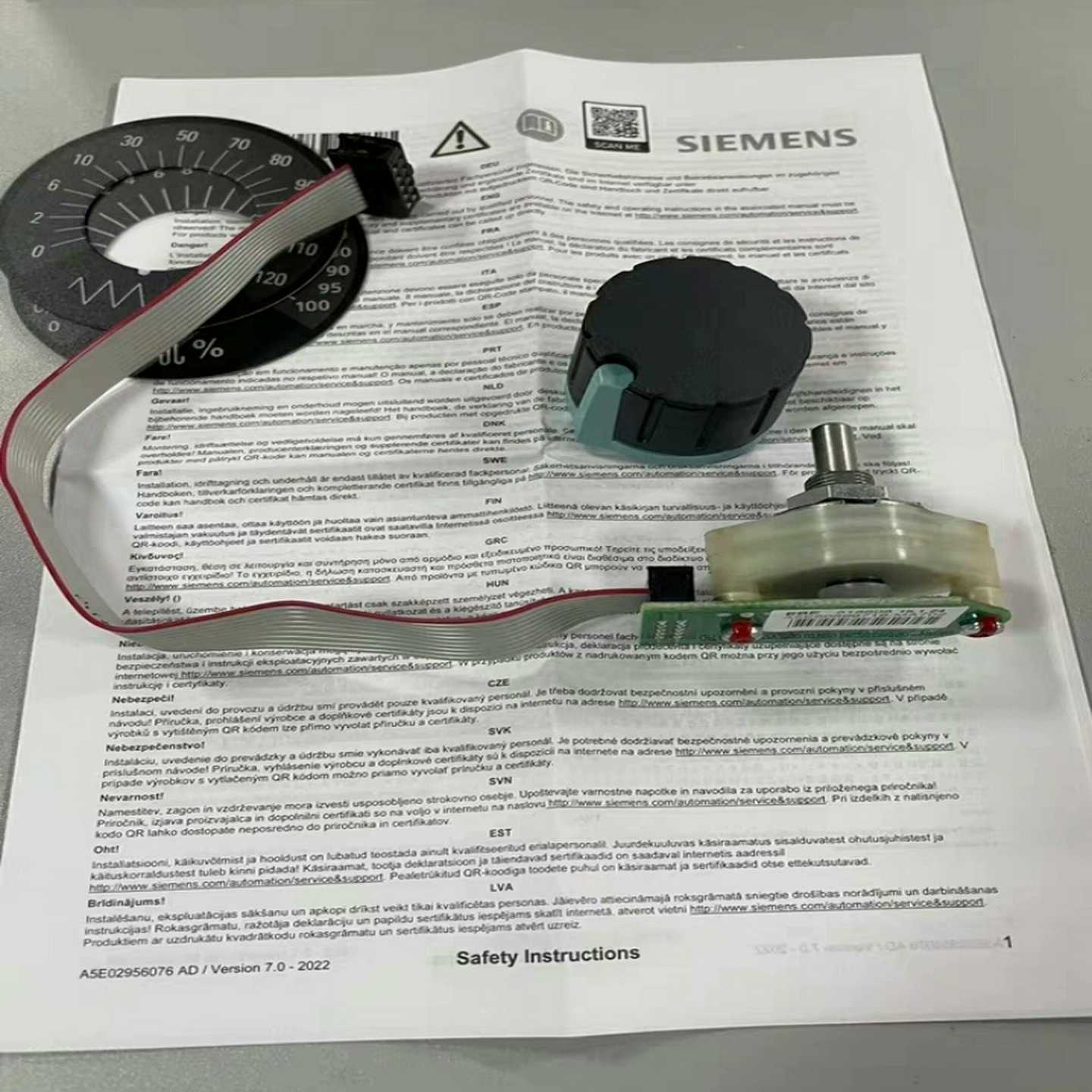 西门子SIEMENS面板波段开关，型号6FC5247-0AF--议价商品