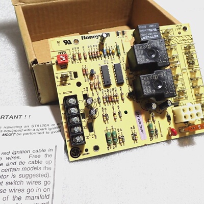 York Coleman S102632254000 Fan Blower Timer Control Board NE