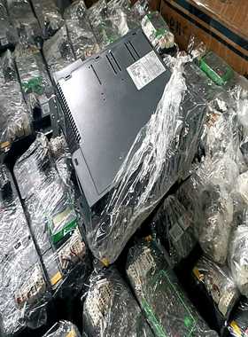 施耐德变频器 Altivar 340 系列，型号 ATV34