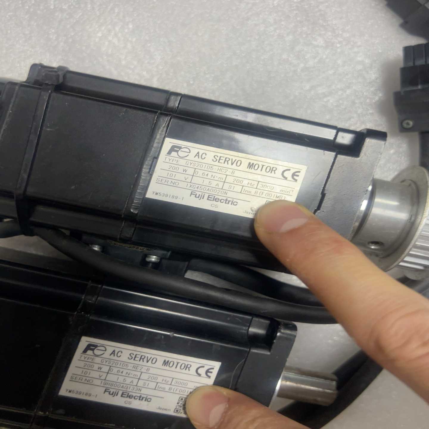 富士伺服电机GYS201D5-RC2-B/GYS201D5-~询价