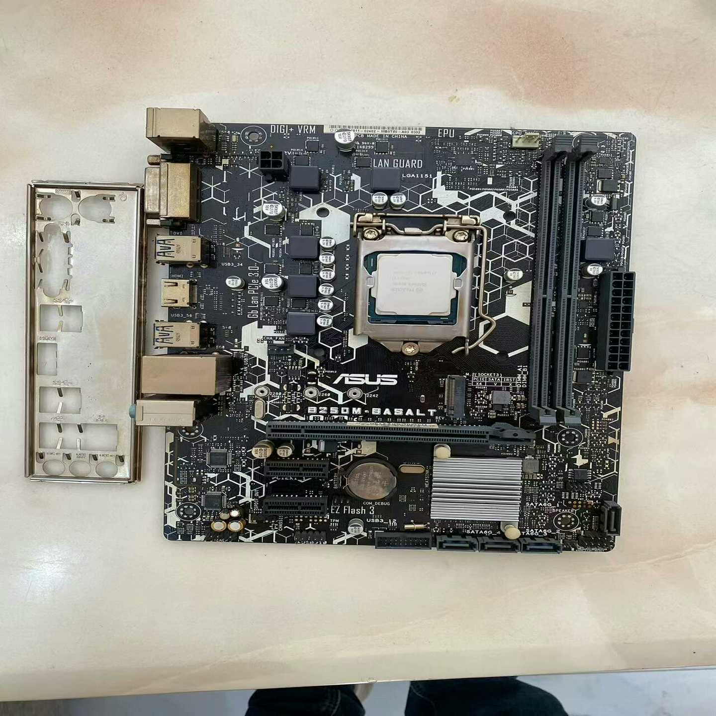 华硕B250M-BASALT主板DDR4主板有挡片--议价商品