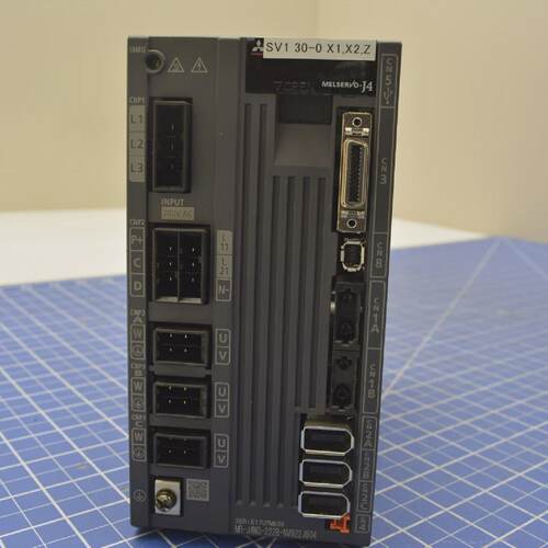 MRJ4W3222BNV922J804  SERVO DRIVE INPUT 3ACAC200240V 4.3A7.5A